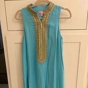 Short Lilly Pulitzer shift with gold detailing zipper front size 2